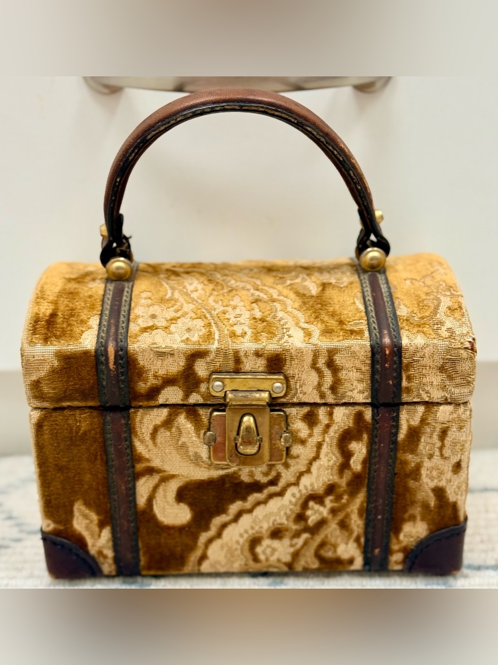1960’s Vintage Retro Italy Amber Floral Paisley Cut Velvet Mini Truck Box Bag